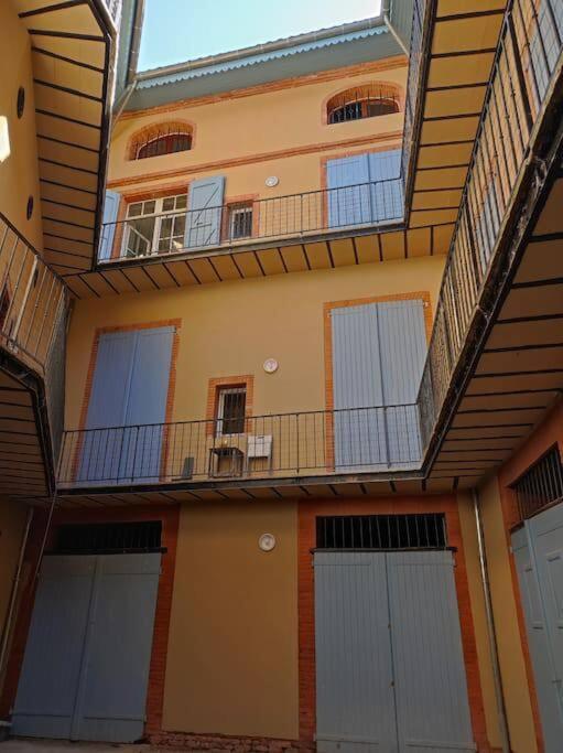 Ferienwohnung Cocon De Charline - Charme Et Elegance Dans Le Centre Montauban Exterior foto